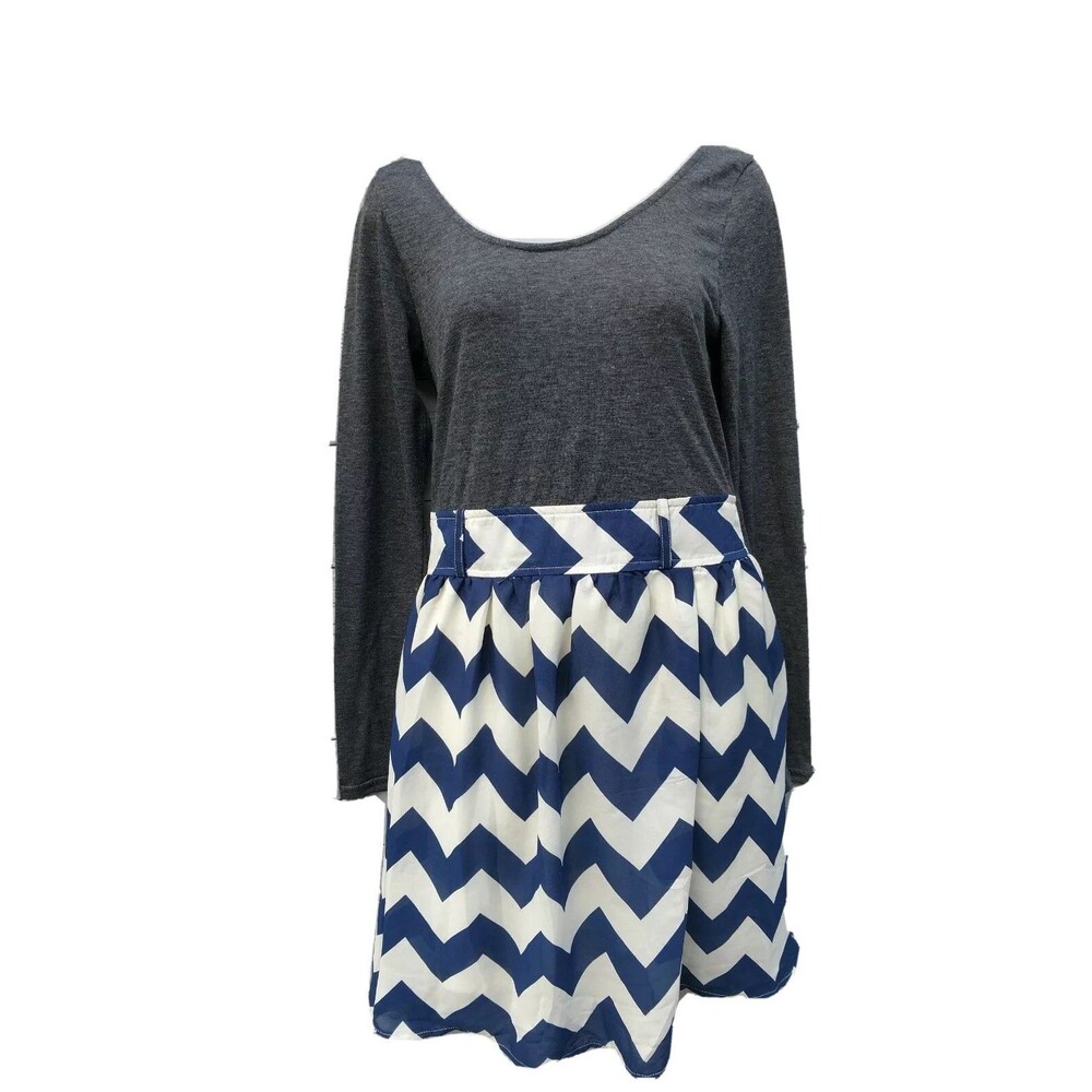Double Zero Dress Gray Blue White Chevron Long Sleeve Scoop Neck V Back Sz Small